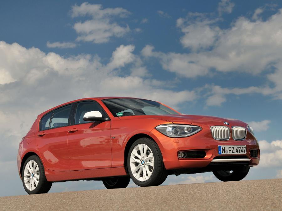  BMW 120d 5-Door Urban Line 2011 года  (фото 4 из 30)